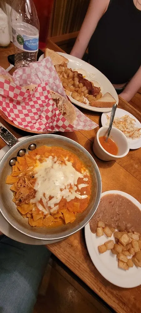 Chilaquiles Rojos